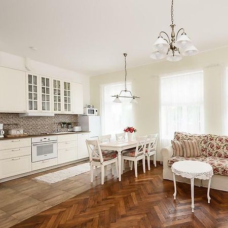 Roosi Apartment Пярну Екстериор снимка
